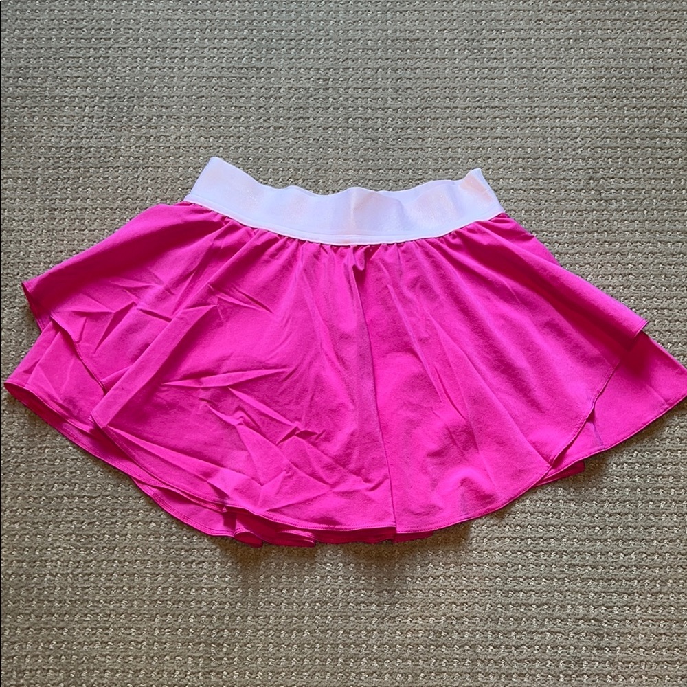 LULULEMON Court Rival Skirt in hot pink